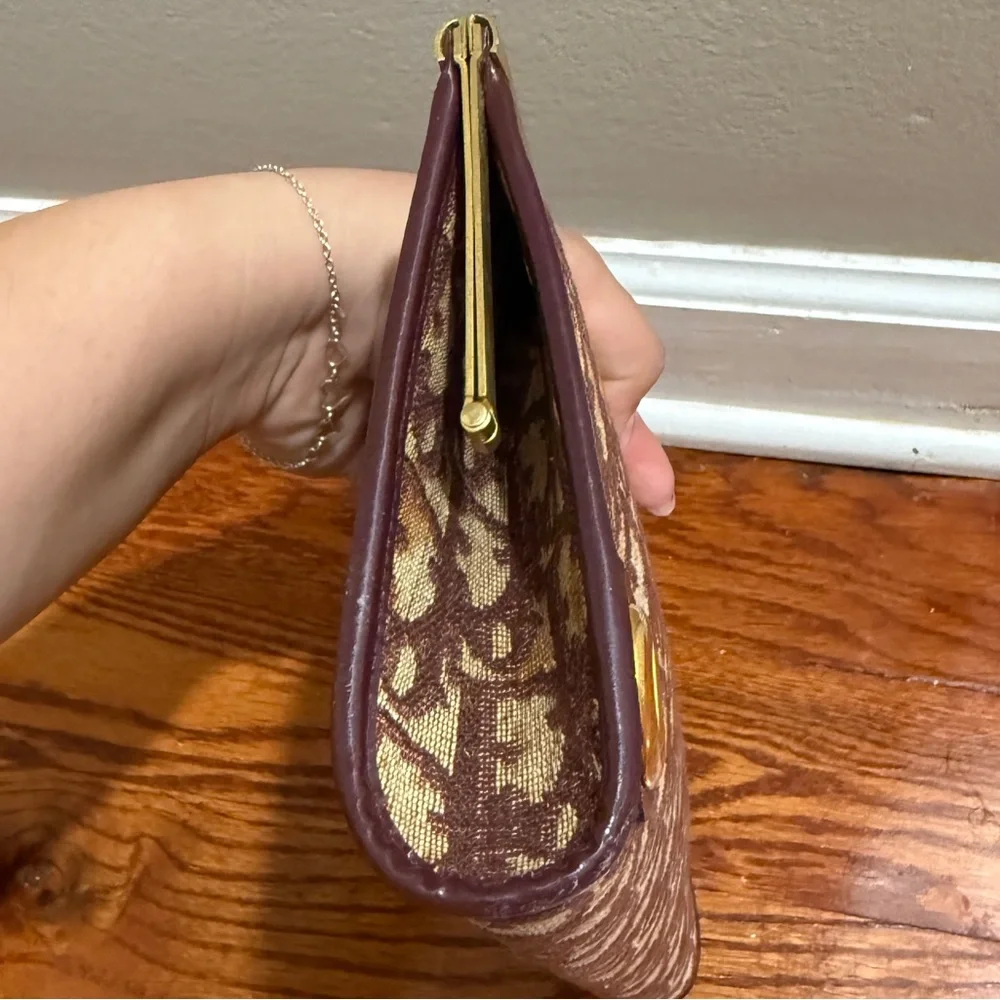 Dior Vintage Trotter Kisslock Clutch - Picture 4 of 6